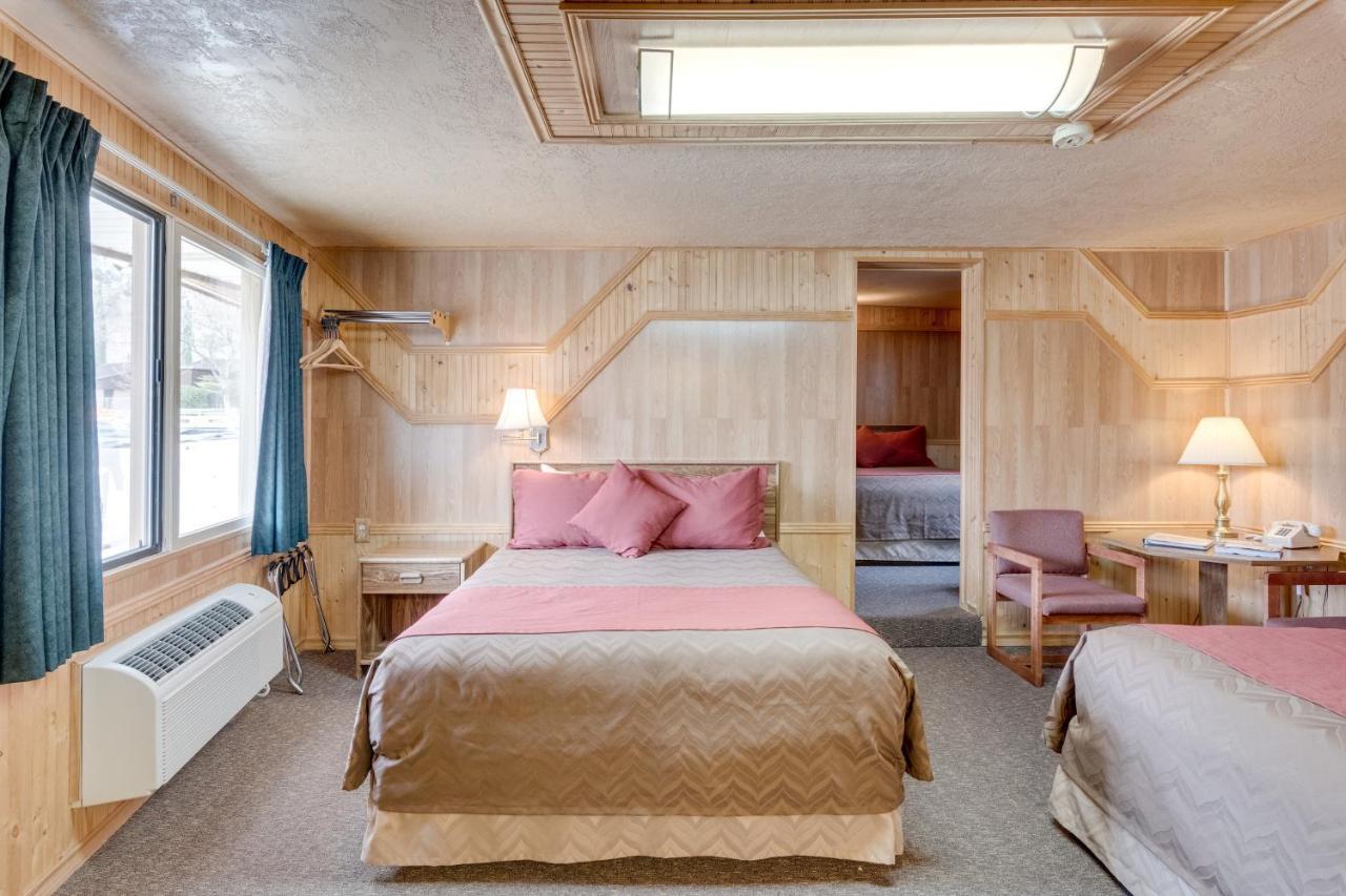 Zion Park Motel Спрингдейл Экстерьер фото